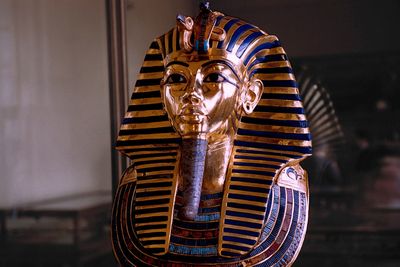 Tomb захватывающий